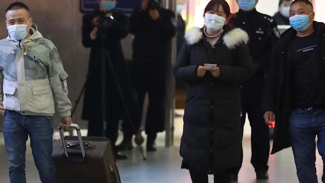 【湖北】欢迎回武汉！时隔65天 首趟客运列车抵汉