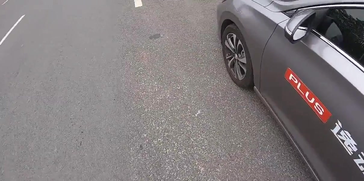 试驾2020款长安逸动PLUS蓝琼1.4T，一脚油门下去，推背感十足