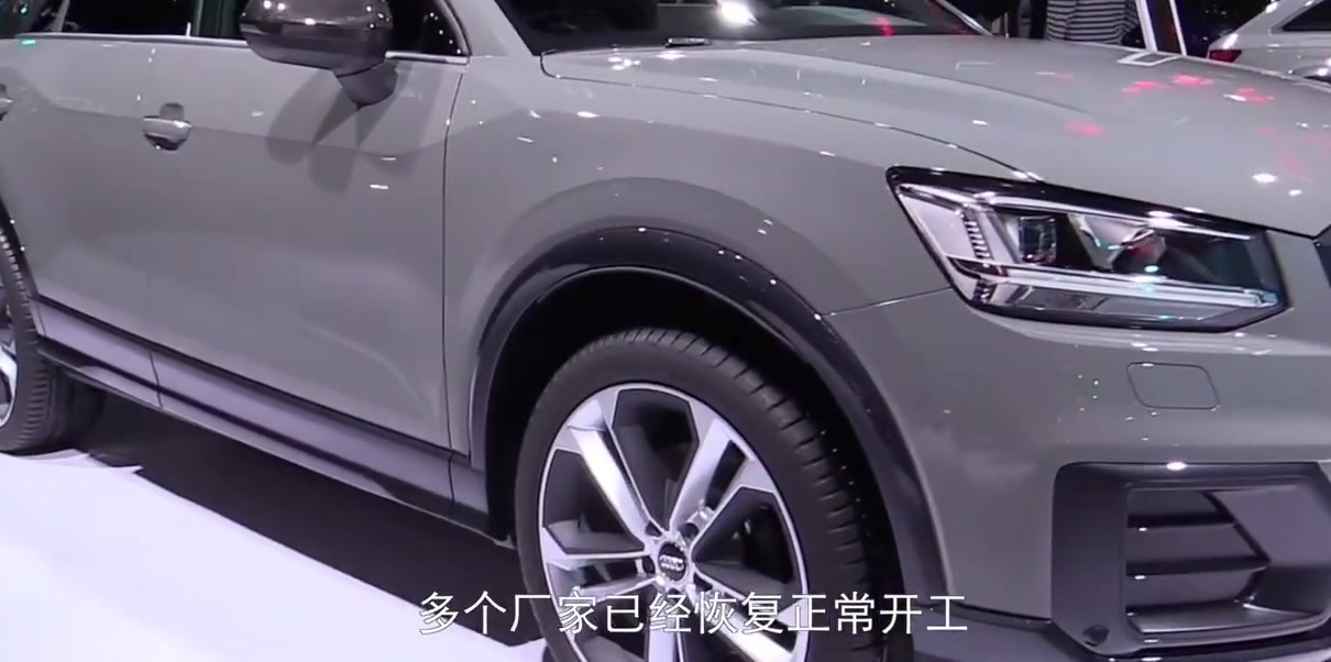 奥迪又卖出“白菜价”！21.77万降到15.32万，1.4T+7挡看啥宝马X1