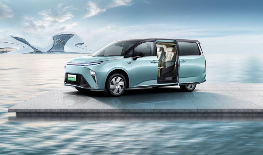 MPV定制专家 上汽大通MAXUS发布全尺寸豪华智能纯电MPV MIFA 9