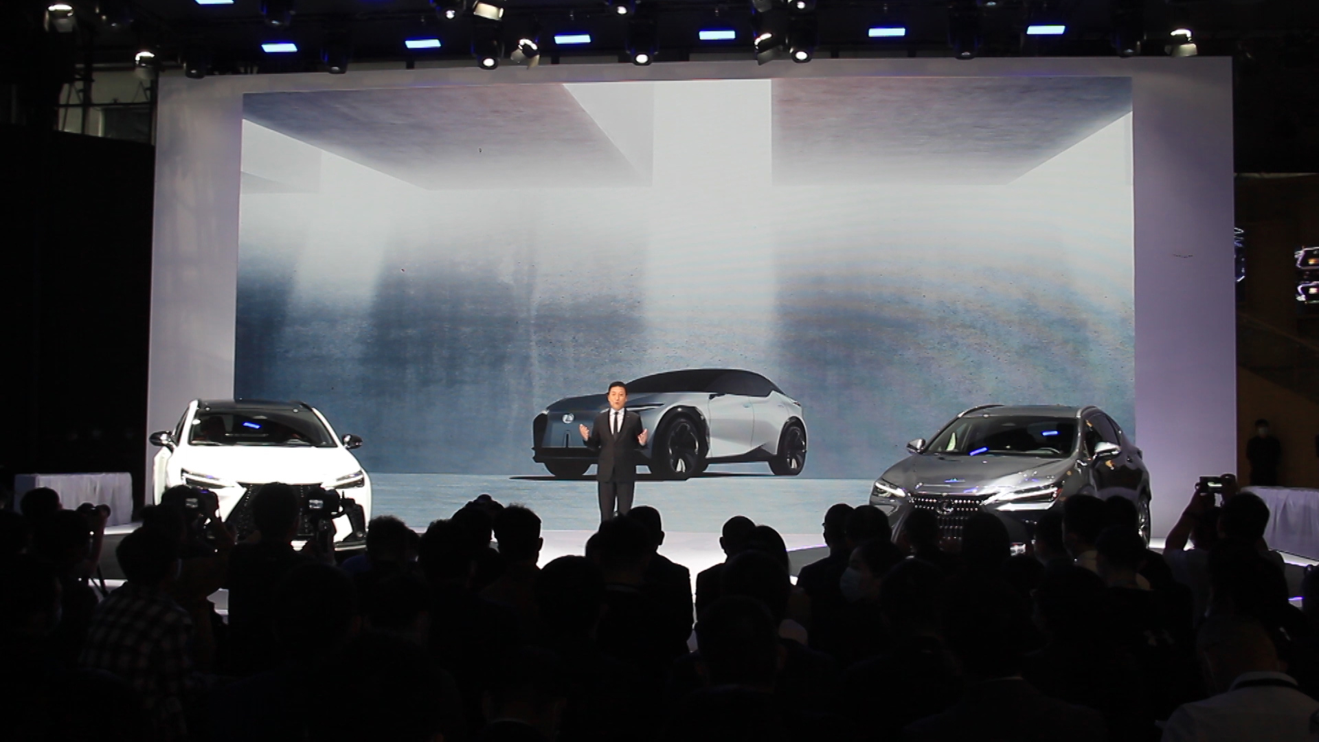LEXUS雷克萨斯品牌下一篇章开篇之作 全新一代NX正式上市