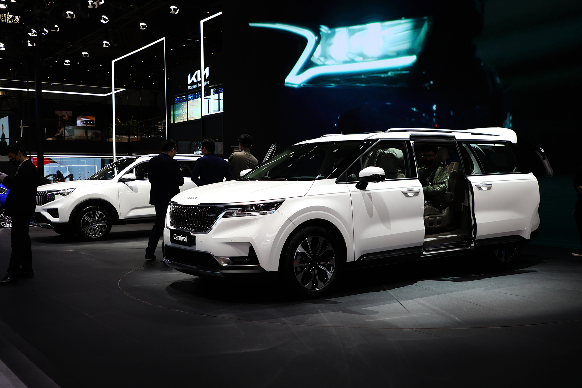 全新智跑Ace首发亮相，第四代嘉华将国产，揭秘上海车展起亚展台