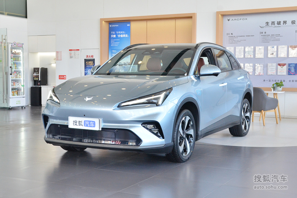 ARCFOX极狐阿尔法T5