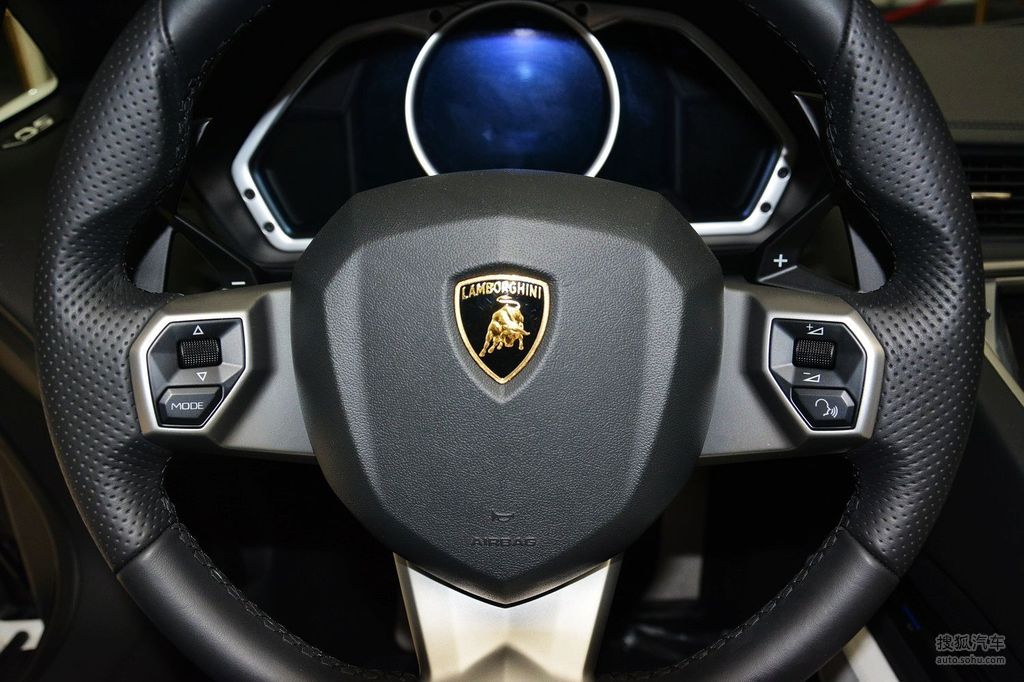 【 兰博基尼aventador高清图片】_深色内饰_内饰_搜狐