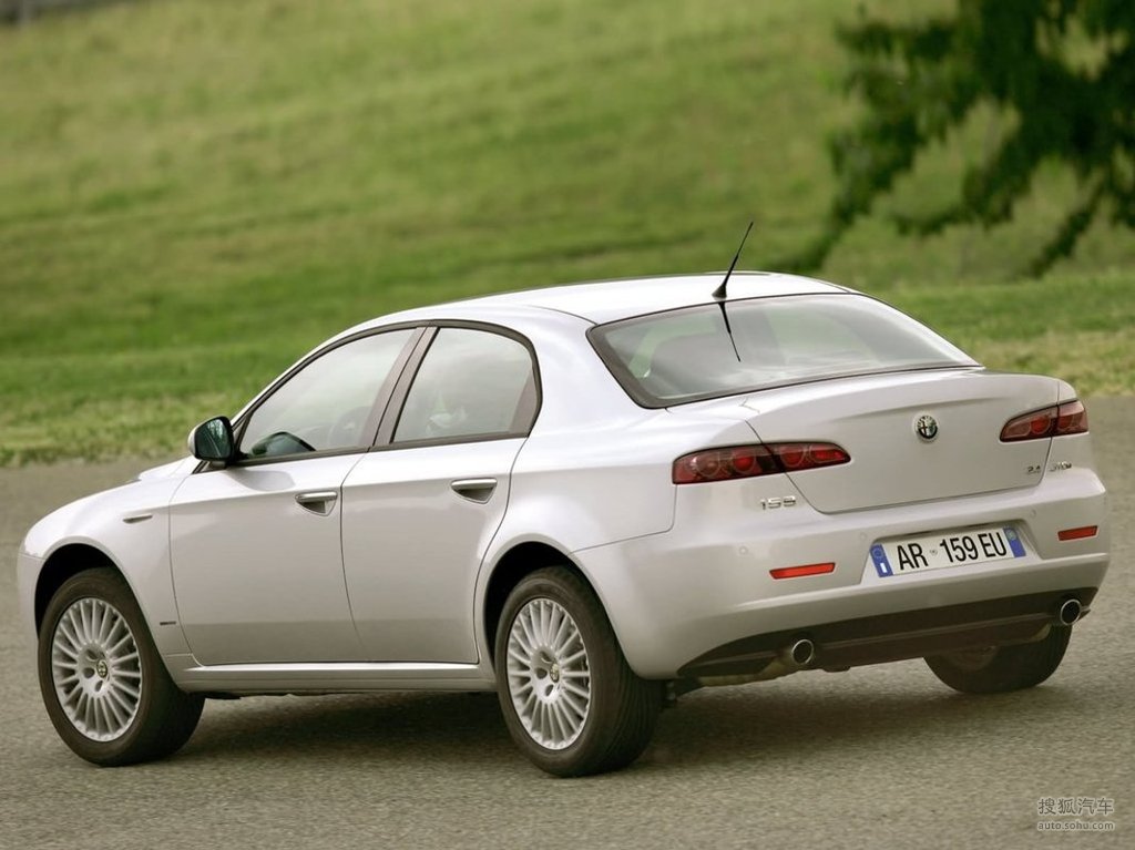 alfa romeo 159     提示:支持键盘翻页 ←左 右&rarr