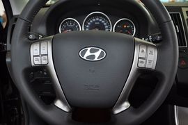 2011款现代维拉克斯 3.8L豪华型