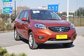 2012款雷诺科雷傲 2.5L四驱舒适导航版