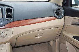 2011款荣威350 PLUS 1.5L手动讯驰版