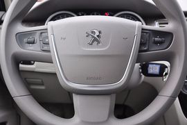 2011款东风标致508 2.3L自动经典版