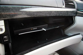 雷克萨斯LS600hL内饰