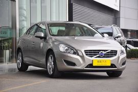2012款沃尔沃S60 T5智雅版