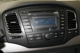 2011款荣威350C PLUS 1.5L手动讯智版到店实拍