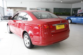 2011款荣威350C PLUS 1.5L手动讯智版到店实拍