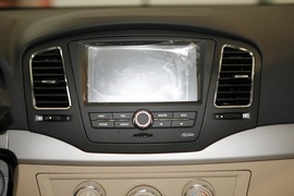 2011款荣威350S PLUS 1.5L自动讯达版实拍