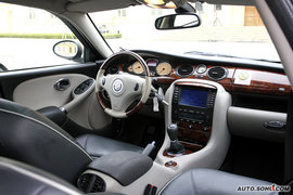 MG名爵7系内饰图