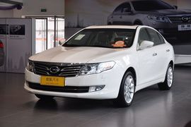 2011款广汽传祺 2.0L自动豪华版