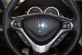 2009款东风本田思铂睿 2.4L TYPE-S