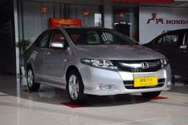 2011款广汽本田锋范 1.5L自动品致版