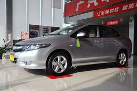 2011款广汽本田锋范 1.5L自动品致版