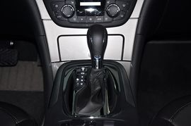 2011款别克君威 2.4L SIDI旗舰版