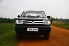 2011款郑州日产锐祺ZD30柴油皮卡海口试驾