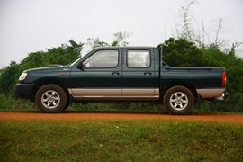 2011款郑州日产锐祺ZD30柴油皮卡海口试驾