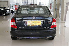 2011款奔腾B70 2.3L手自一体特装版到店实拍