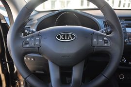 2012款起亚智跑 2.4L自动四驱Premium