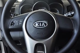 2011款起亚福瑞迪 1.6L GL手动型