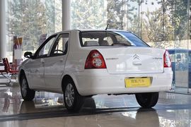 2011款雪铁龙爱丽舍三厢 1.6L手动科技型