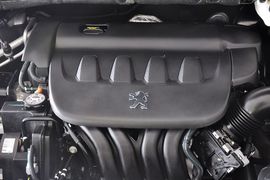 2011款东风标致408 2.0L手动舒适型