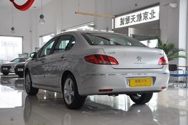 侧后45°