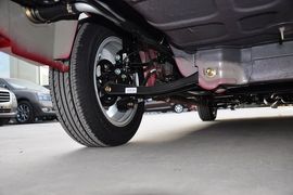 2011款全球鹰自由舰 1.5L手动运动型
