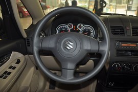 2011款长安铃木尚悦 1.6L手动舒适型