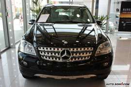 奔驰ML350外观实拍