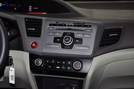 2012款东风本田思域 1.8L EXi舒适自动版