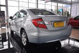 2012款东风本田思域 1.8L EXi舒适自动版