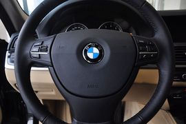 2012款华晨宝马530Li豪华型