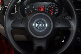 2011款大众POLO 1.4L手动致尚版