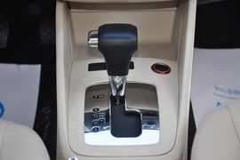 2012款大众宝来 1.6L手自一体时尚型