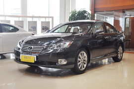 2010款雷克萨斯ES240豪华版