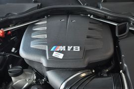 2011款宝马M3 4.0L双门碳纤限量版
