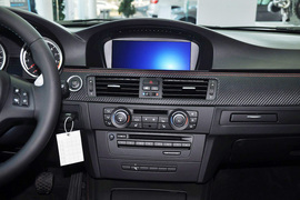 2011款宝马M3 4.0L双门版