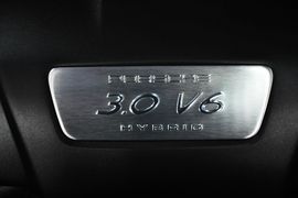 2011款保时捷Cayenne S Hybrid到店实拍