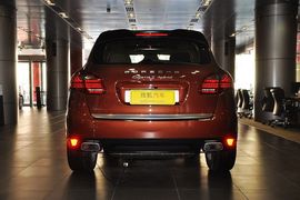 2011款保时捷Cayenne S Hybrid到店实拍