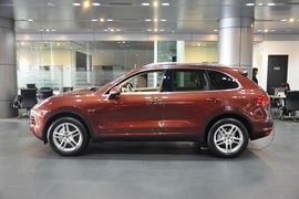 2011款保时捷Cayenne S Hybrid到店实拍