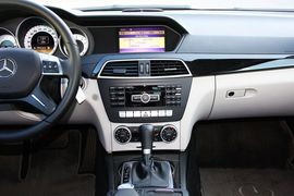 2012款奔驰C260时尚型实拍