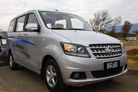 2012款长安欧诺1.3L运动版精英型