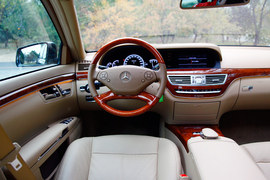2012款奔驰S350L 4MATIC试驾实拍