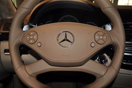 2010款奔驰S65 AMG